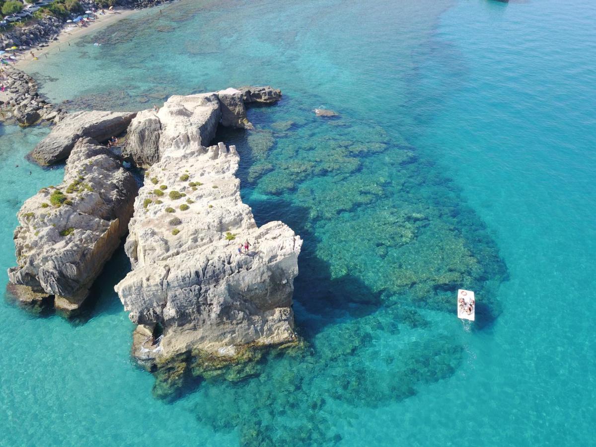 Borgo Di Riaci Beach Resort Santa Domenica  Exterior foto